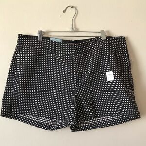 Old Navy polka dot shorts. Brand new. Size 16.